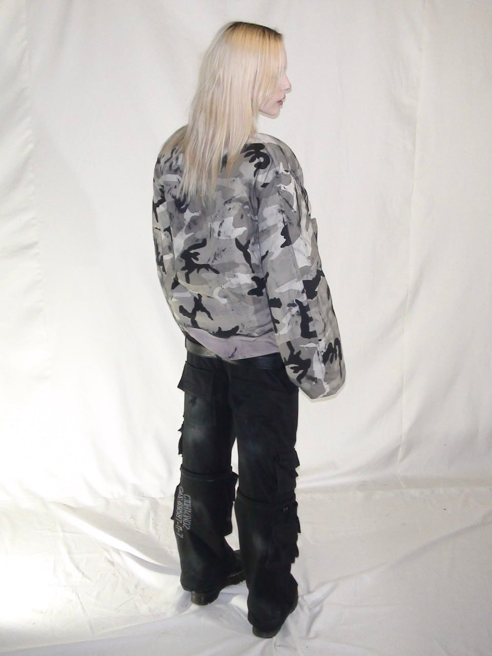 2c4 'ARCTIC' camo bomber grey/white