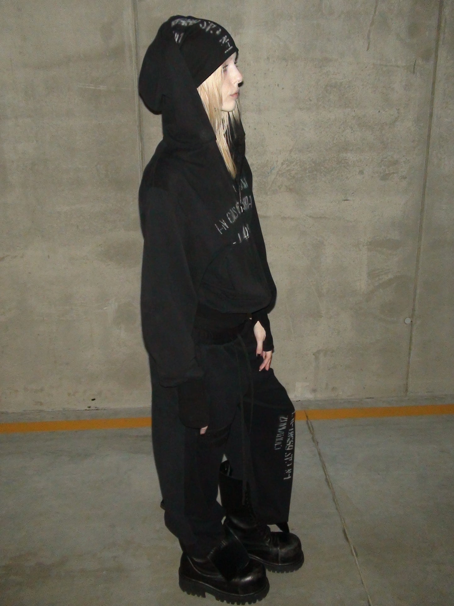 Black sweatsuit bundle 233+