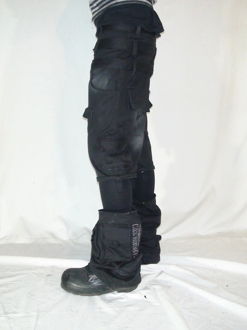 2c4 'BERIL’ transformer cargo pants