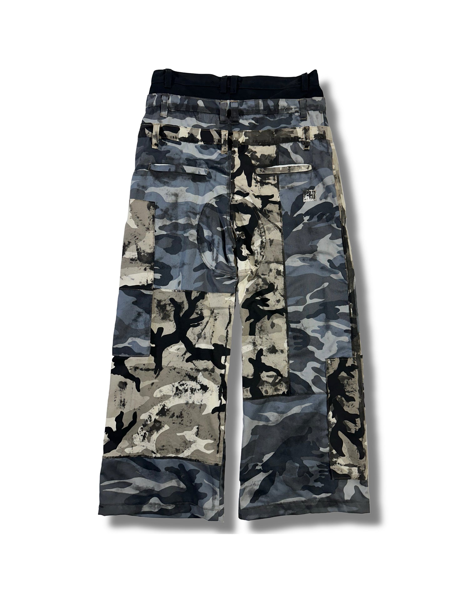 2c4 'SIEGE' Arctic camo split pants